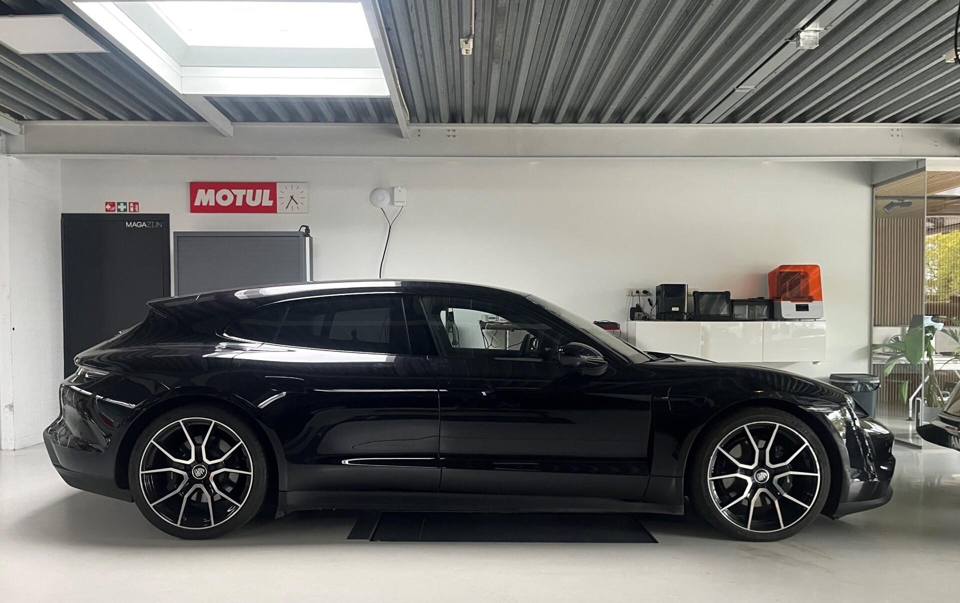 Porsche 001